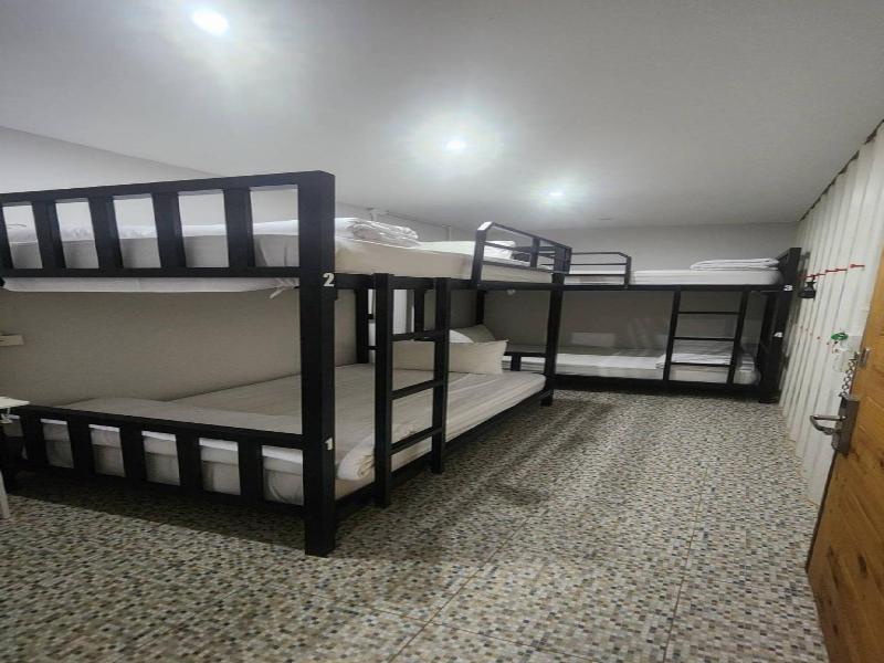 Us Hostel Samui image