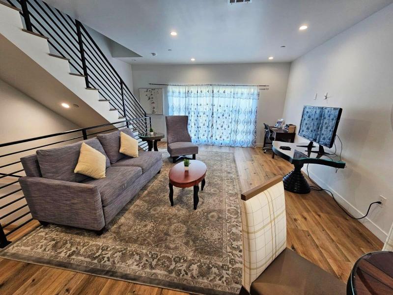 Stayspro - Hollywood Homes Minutes To Everything image