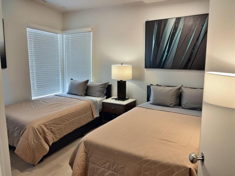 Stayspro - Hollywood Homes Minutes To Everything image