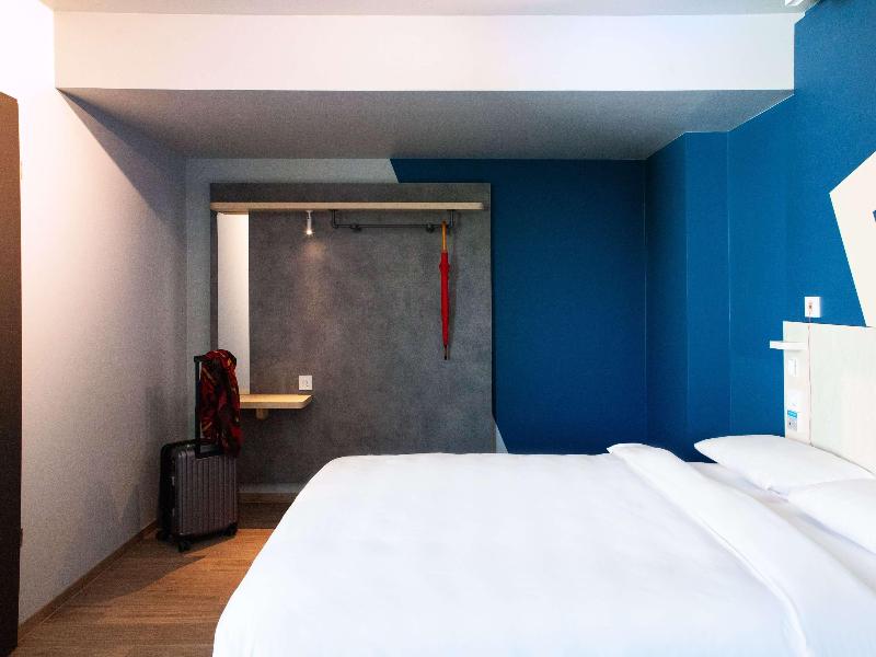 Ibis Budget Hotel Berlin Airport image