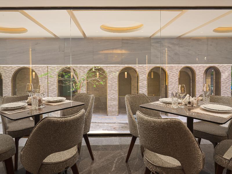 LEONARDO HOTEL ATHENS CITY CENTER’ image