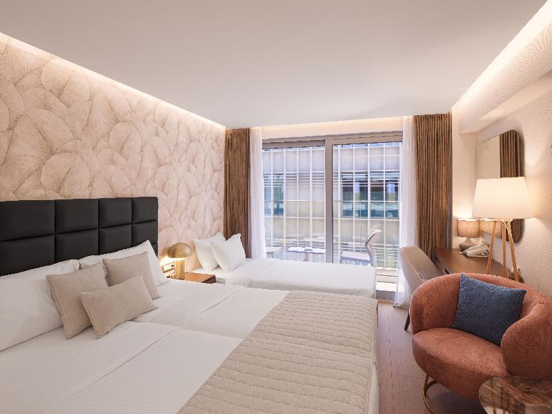 LEONARDO HOTEL ATHENS CITY CENTER’ image