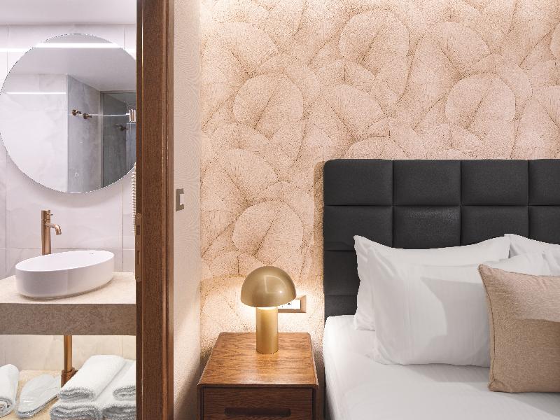 LEONARDO HOTEL ATHENS CITY CENTER’ image