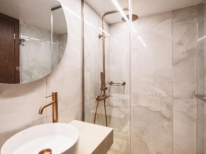 LEONARDO HOTEL ATHENS CITY CENTER’ image