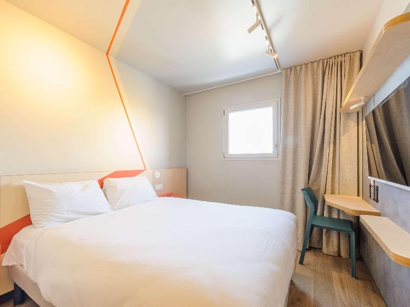Ibis Budget La Rochelle Puilboreau image