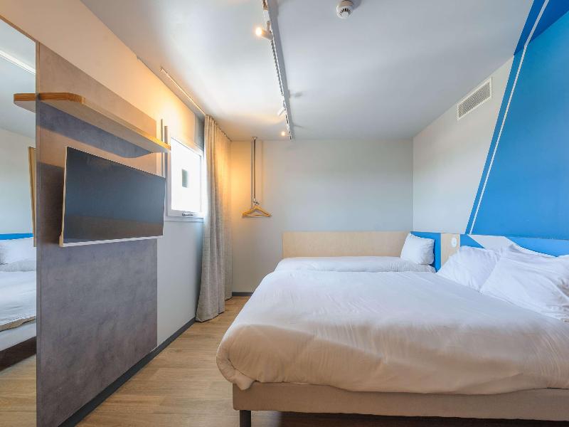Ibis Budget La Rochelle Puilboreau image