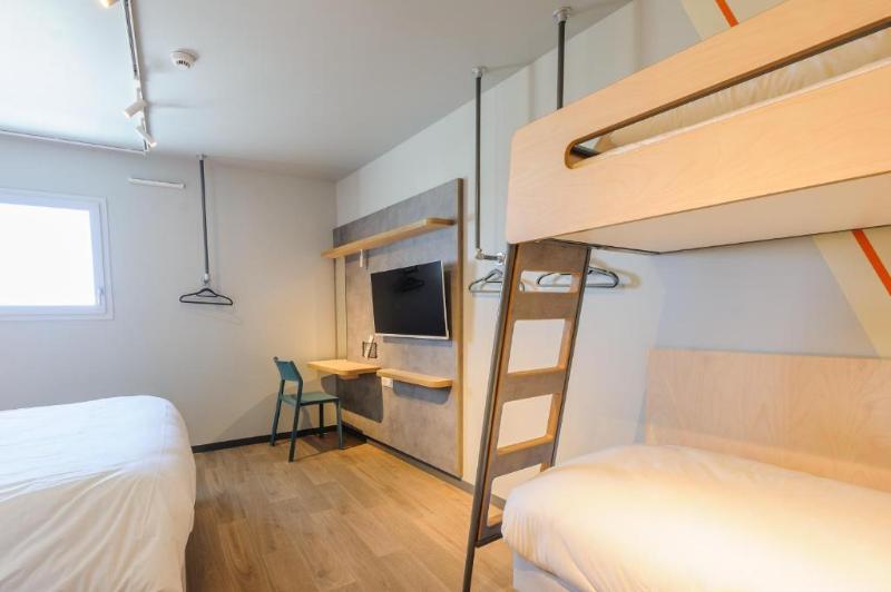 Ibis Budget La Rochelle Puilboreau image