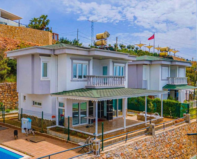 Villa With Pool With View Of Alanya — main photo