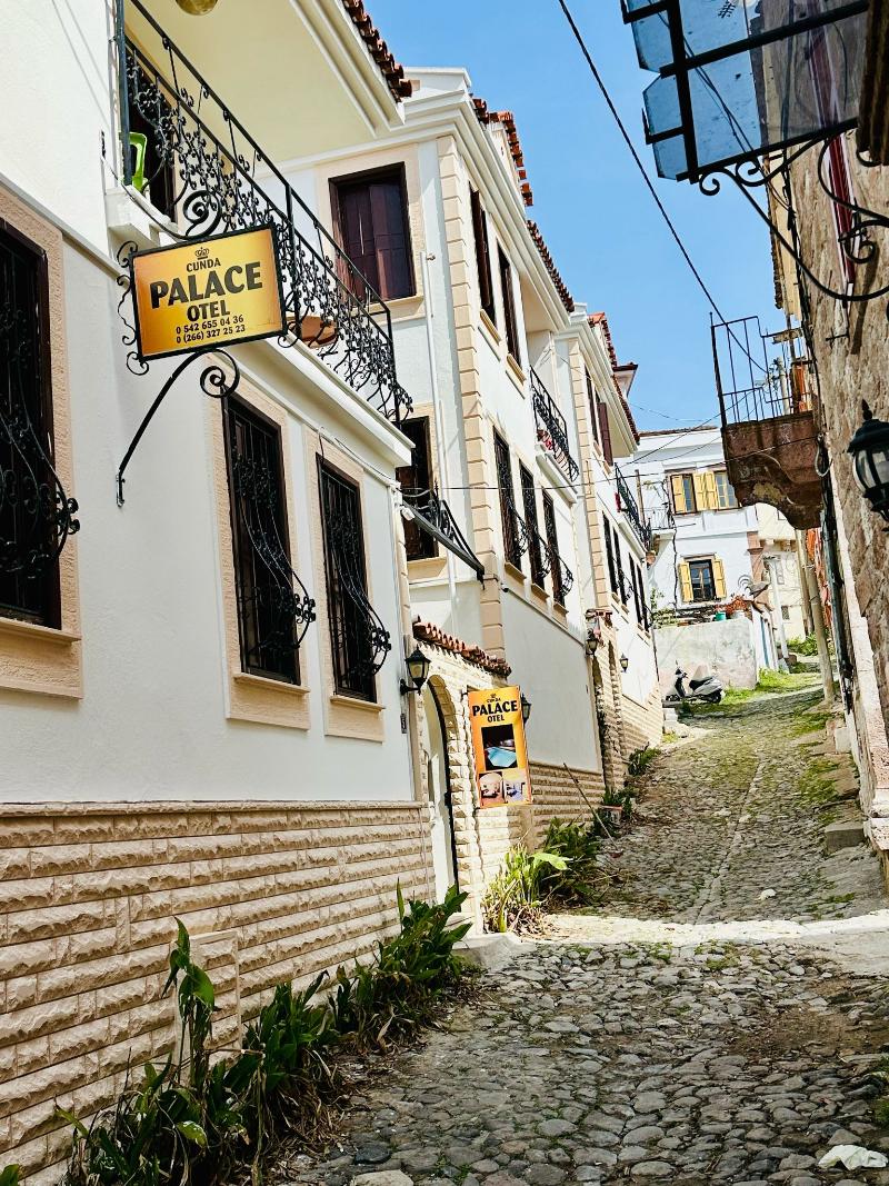 Cunda Palace Otel
