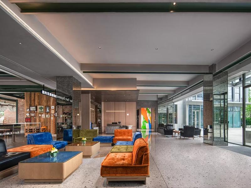 Holiday Inn Express North Station image