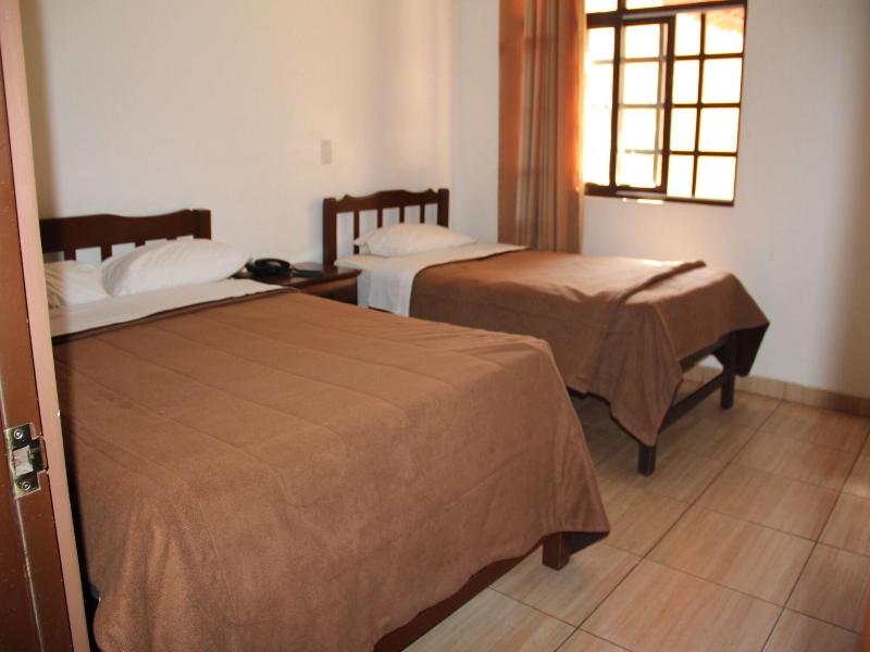 Hotel De Turistas Huaraz image