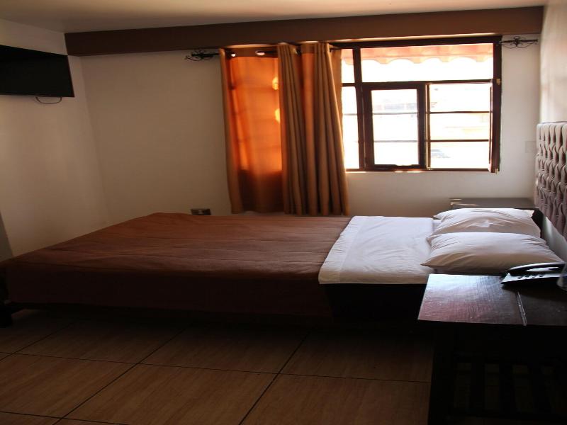 Hotel De Turistas Huaraz image