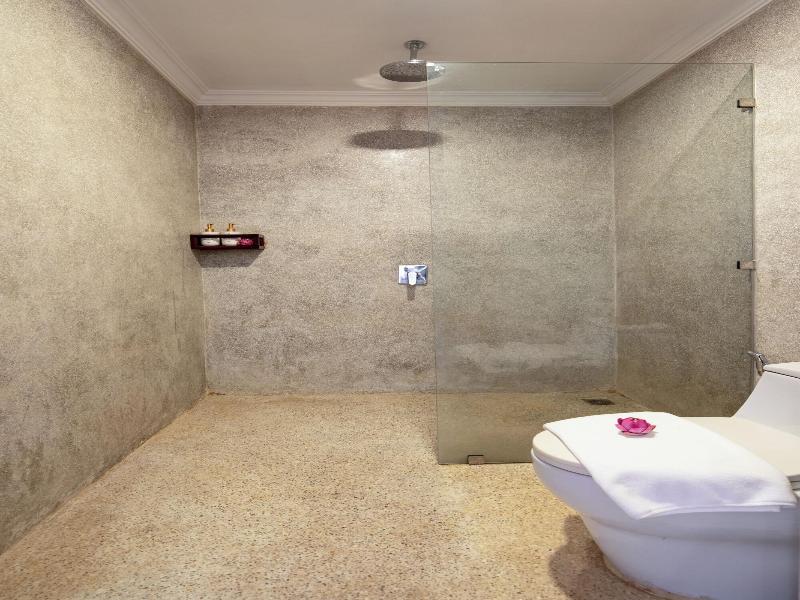 Angkor Breeze Hotel & Spa image