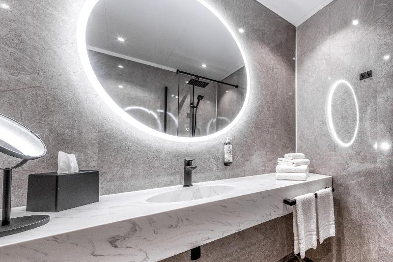 Hotel Loa image
