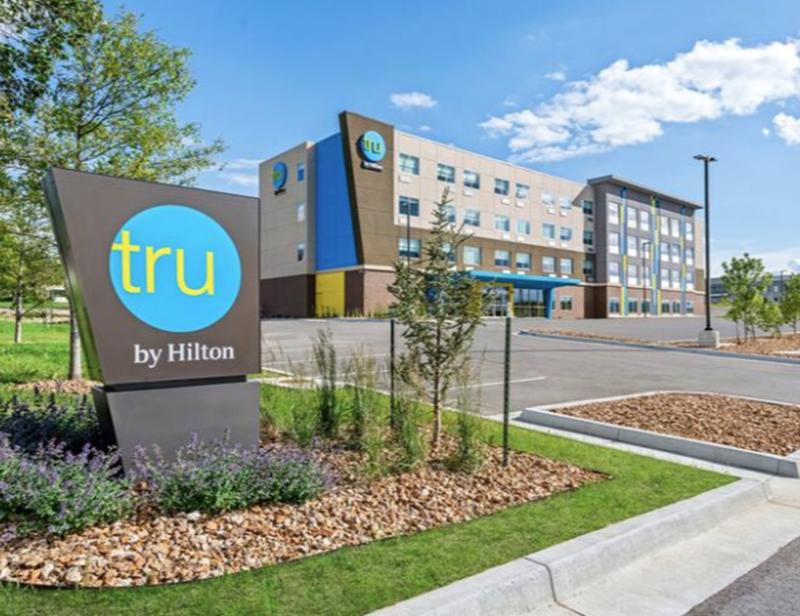 Tru by Hilton Kansas City Airport image