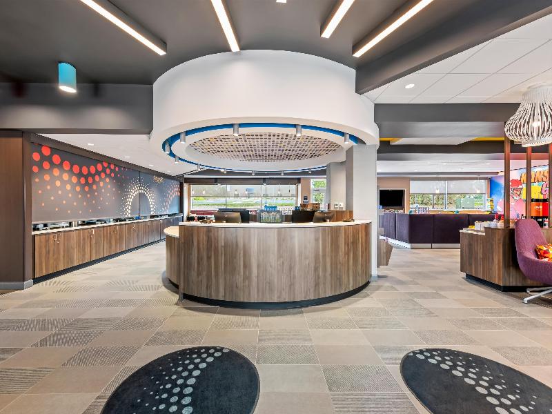 Tru by Hilton Kansas City Airport image