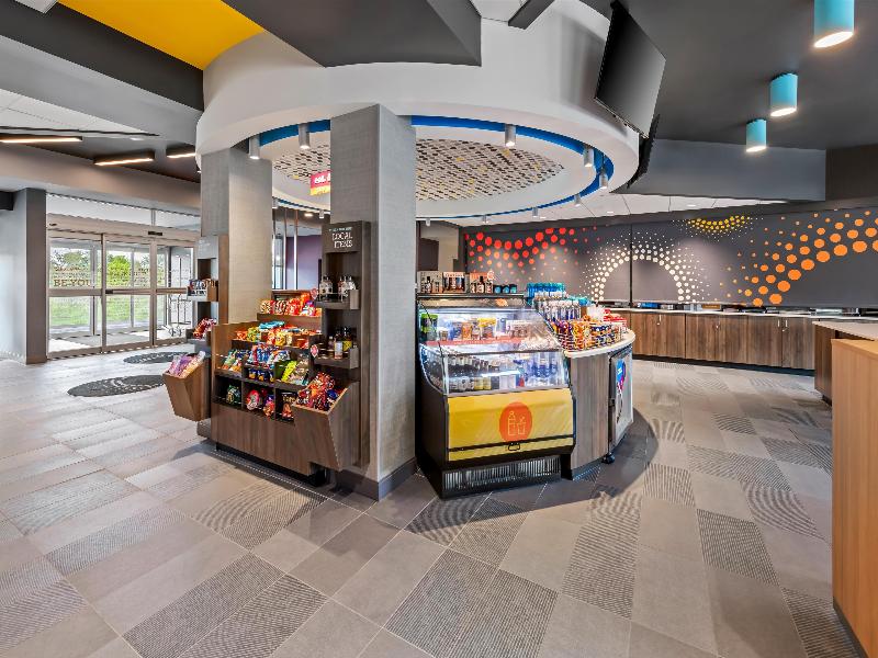 Tru by Hilton Kansas City Airport image