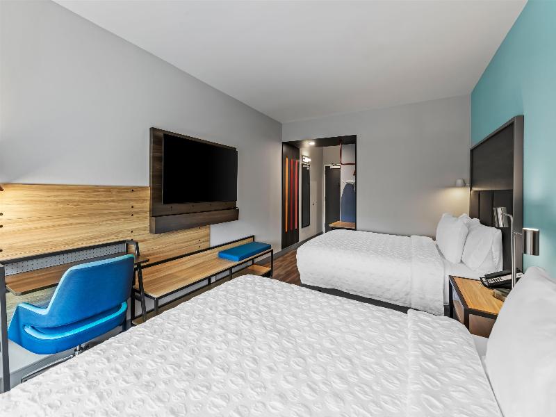 Tru by Hilton Kansas City Airport image