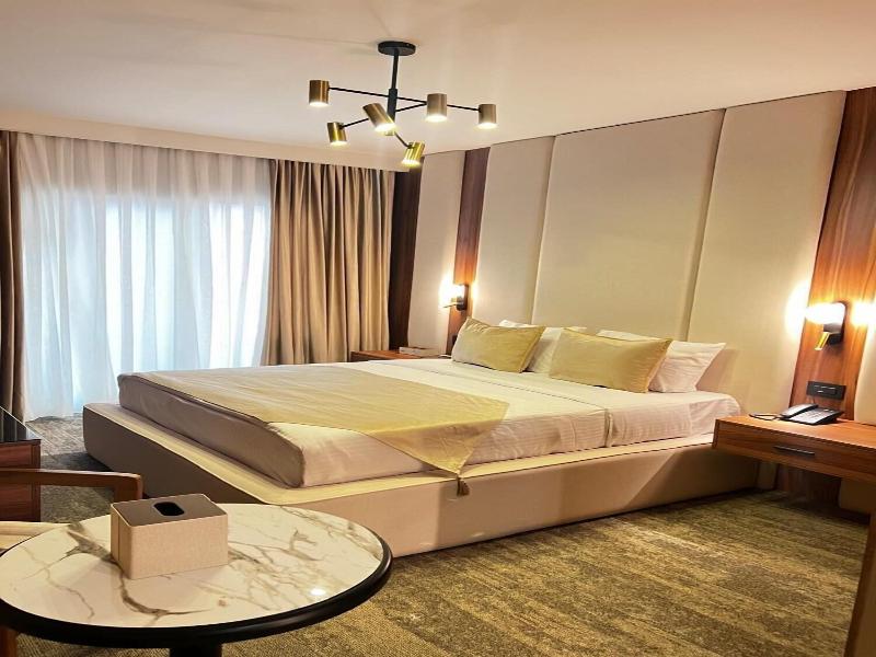 White Breeze Hotel image