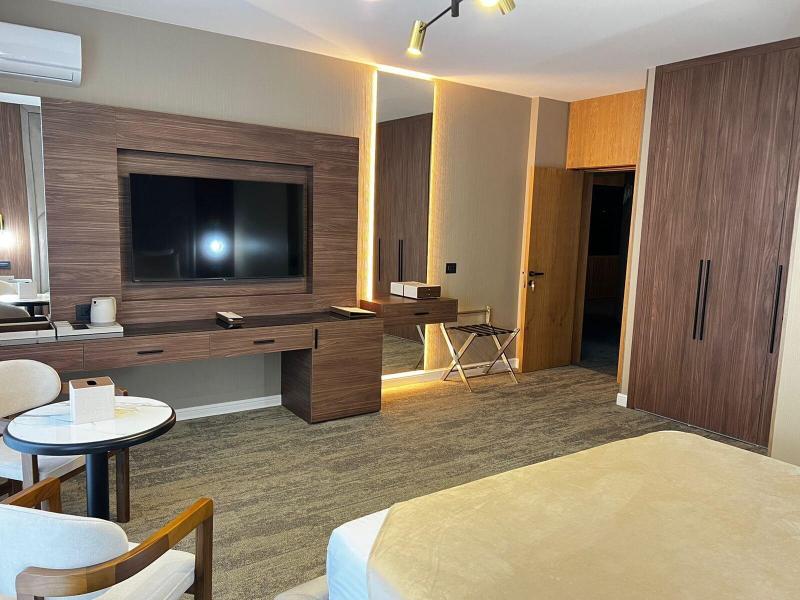White Breeze Hotel image