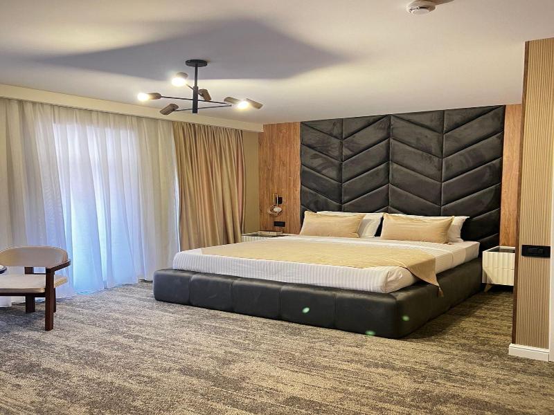 White Breeze Hotel image