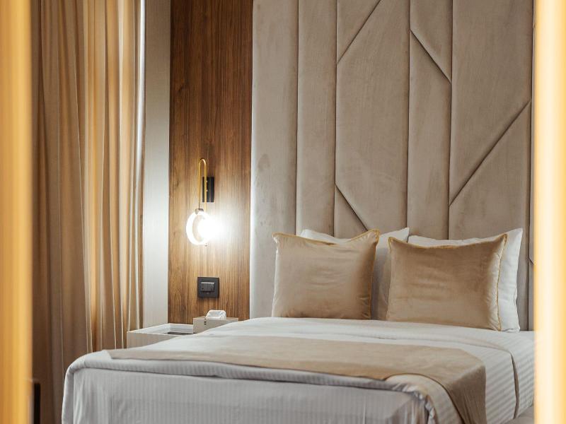 White Breeze Hotel image