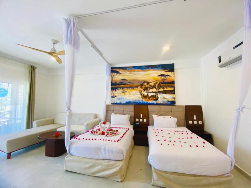 Royal Mandarin Hotel & Resort image