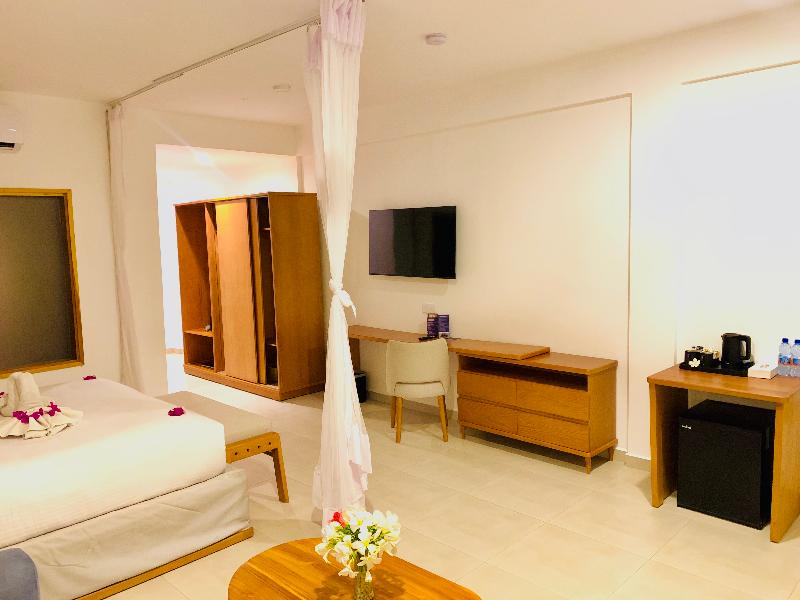 Royal Mandarin Hotel & Resort image