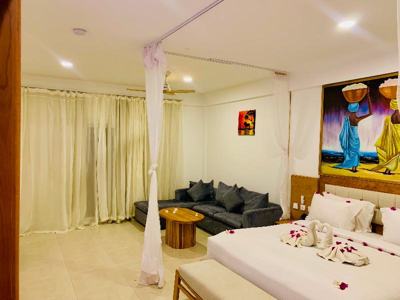 Royal Mandarin Hotel & Resort image