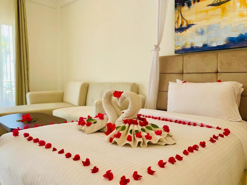 Royal Mandarin Hotel & Resort image