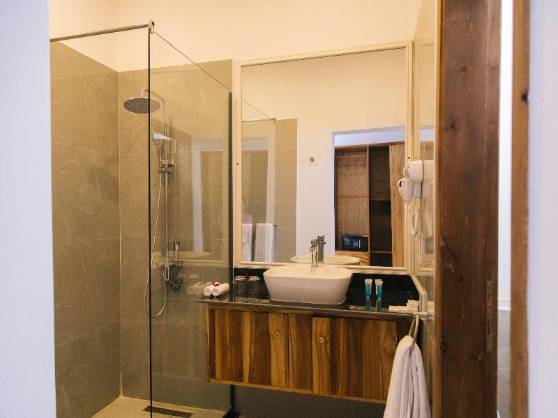 Royal Mandarin Hotel & Resort image