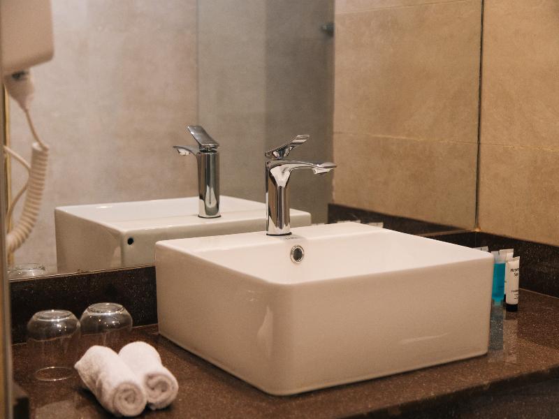 Royal Mandarin Hotel & Resort image