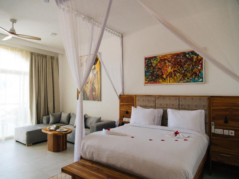 Royal Mandarin Hotel & Resort image