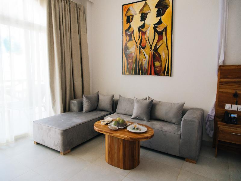 Royal Mandarin Hotel & Resort image