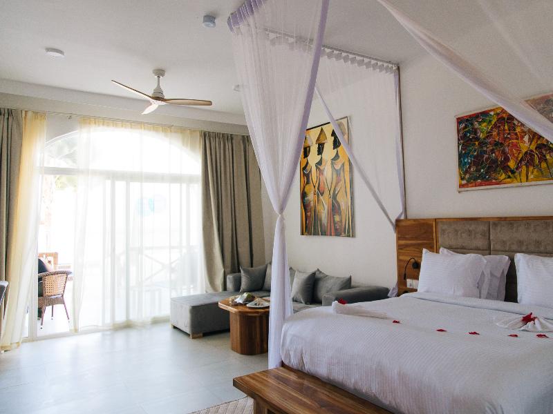 Royal Mandarin Hotel & Resort image