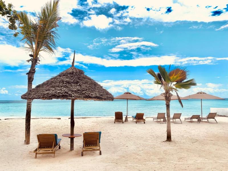 Royal Mandarin Hotel & Resort image