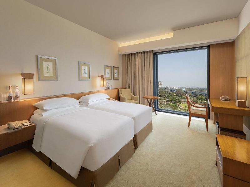 Exclusive Room, 1 Queen Bed, City View (1 Queen Bed)