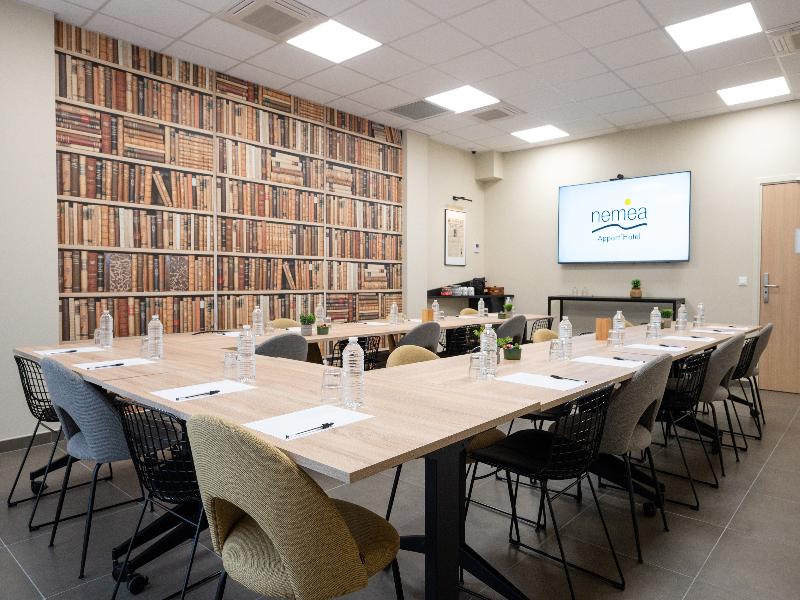 Nemea Appart Hotel La Boetie Bordeaux Pessac image