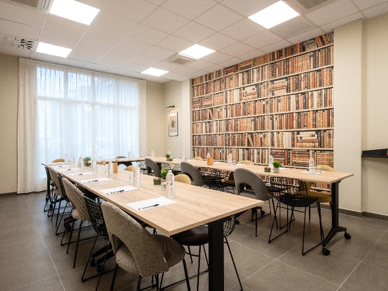 Nemea Appart Hotel La Boetie Bordeaux Pessac image
