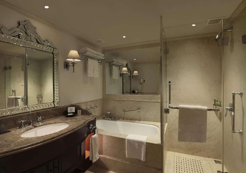 Hilton Mumbai International Airport