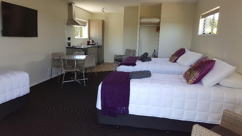 Taupo DeBretts Spa Resort image
