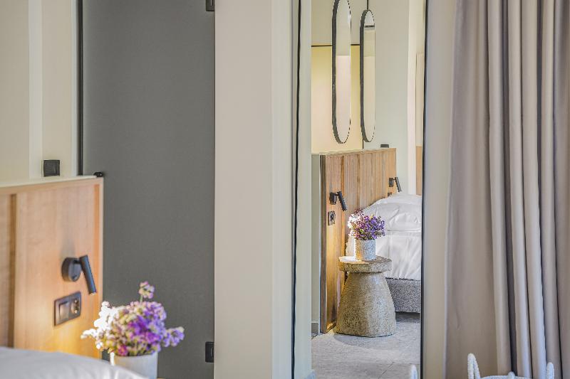 Achatis Suites image