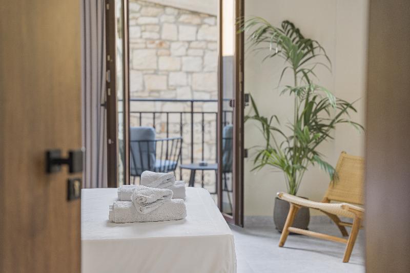 Achatis Suites image