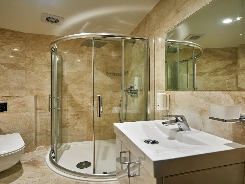 Libere London Edgware Road image