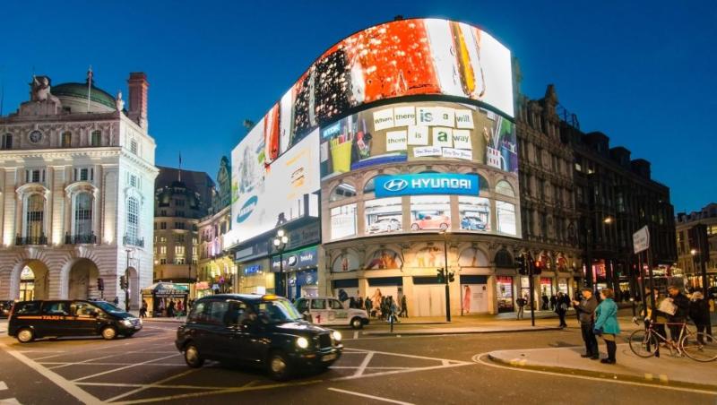 Zedwell Capsule Piccadilly Circus