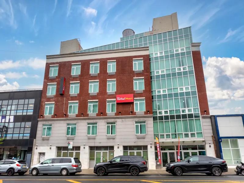 Hotel Red Roof Plus + Brooklyn - Flatbush Ave