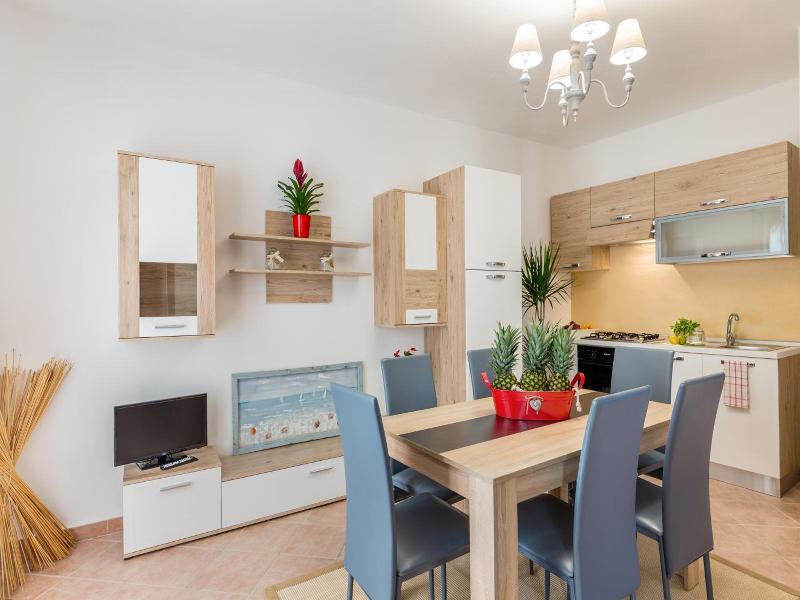 Mannois Lofts Apartments image