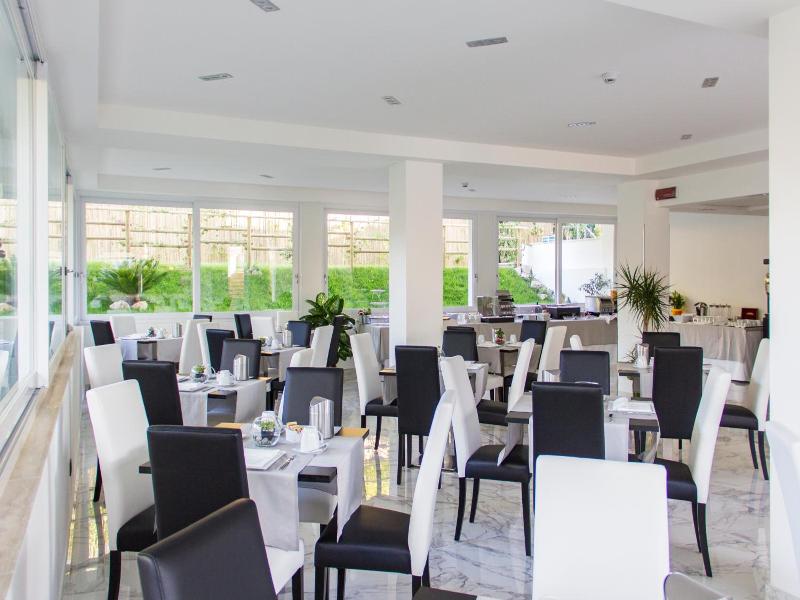 Hotel Villa Chiara image
