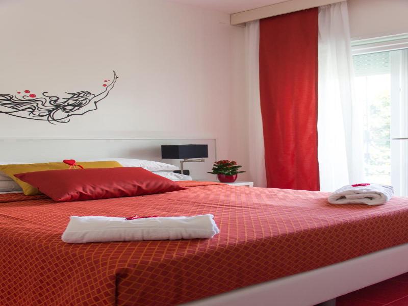 Hotel Villa Chiara image