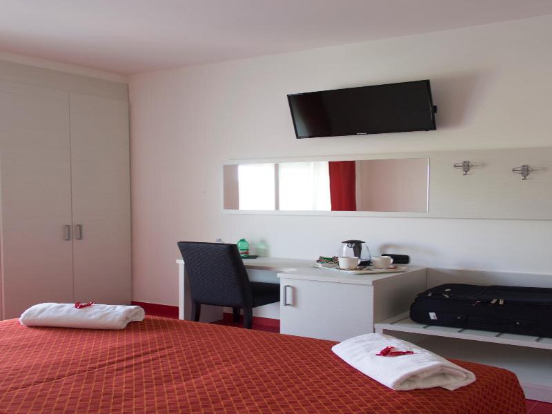 Hotel Villa Chiara image